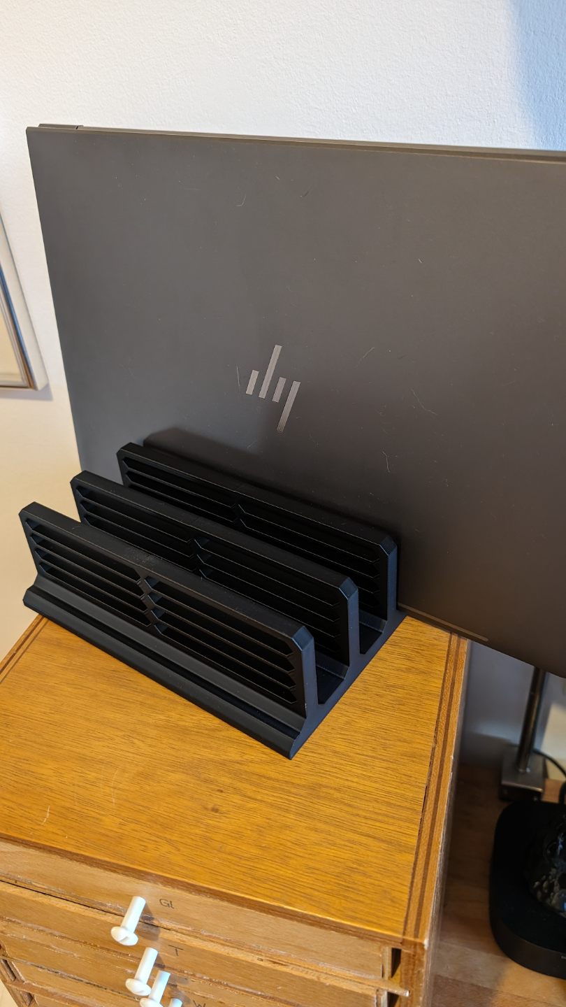 Simple Laptop Holder