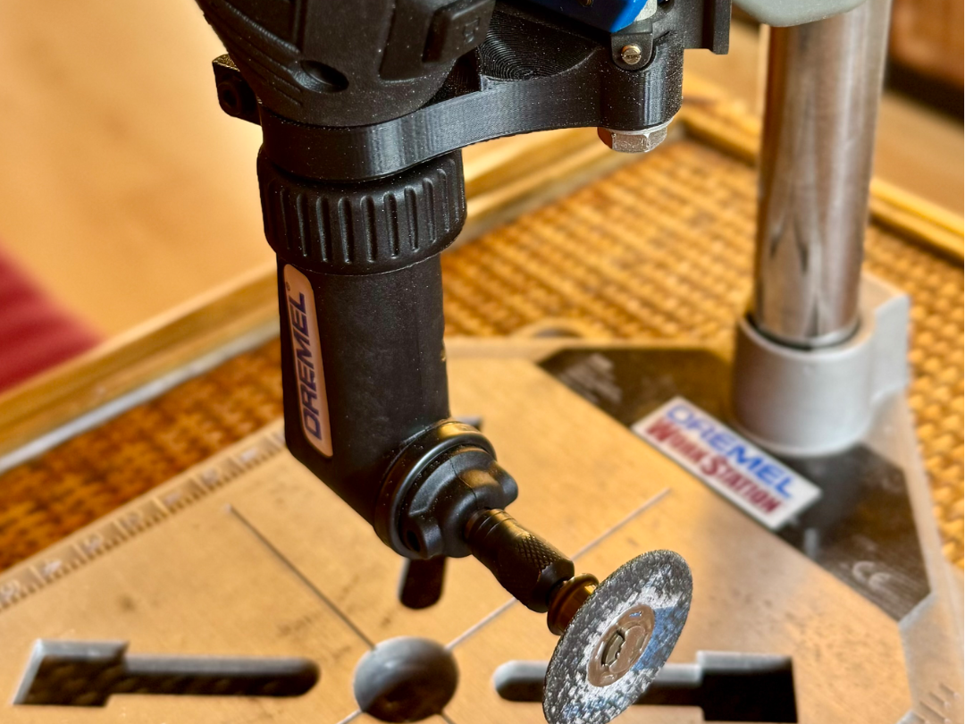 Rightangle tool attachment for Dremel workstation