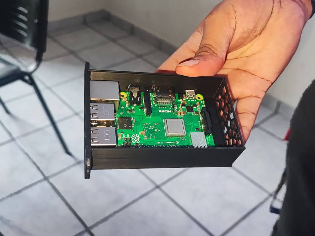 Mod Case for ServerRack - RasberryPi3 B+