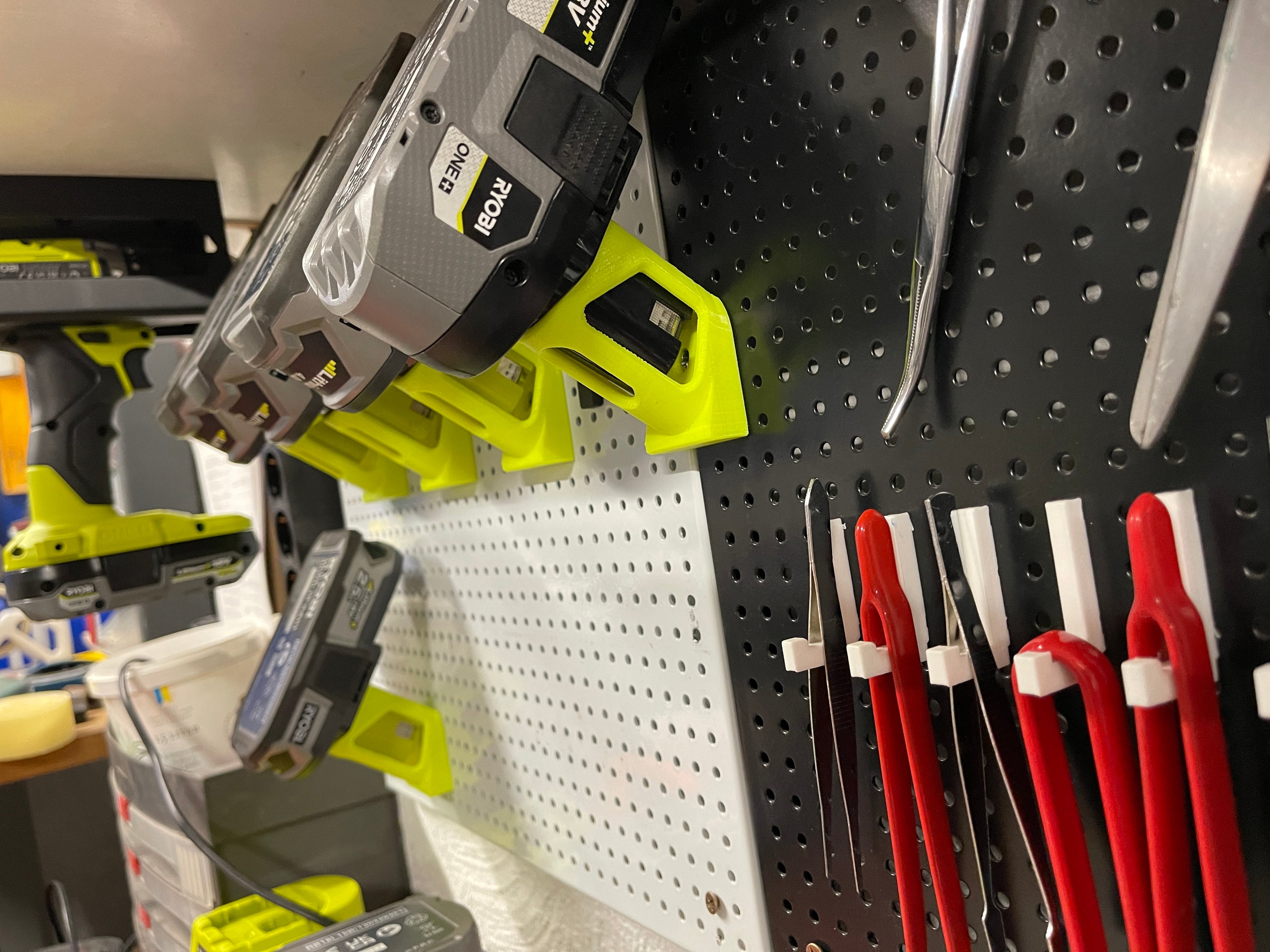 Ryobi Battery Holder for Biltema tool board