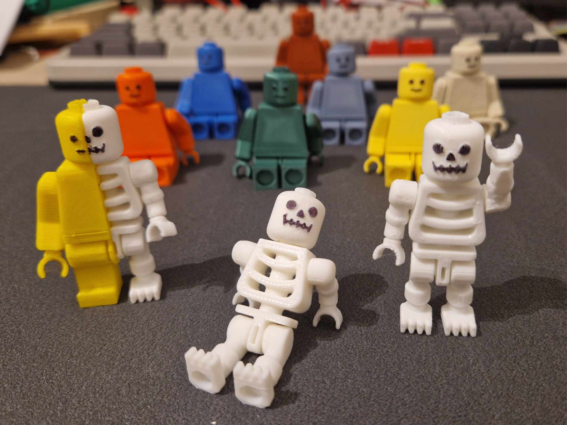 Brick Skeleton Figure - Print In Place