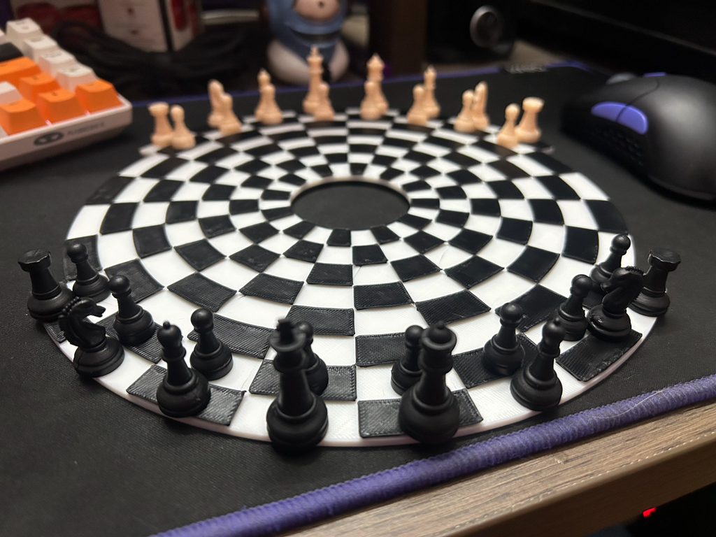 Circular Chess