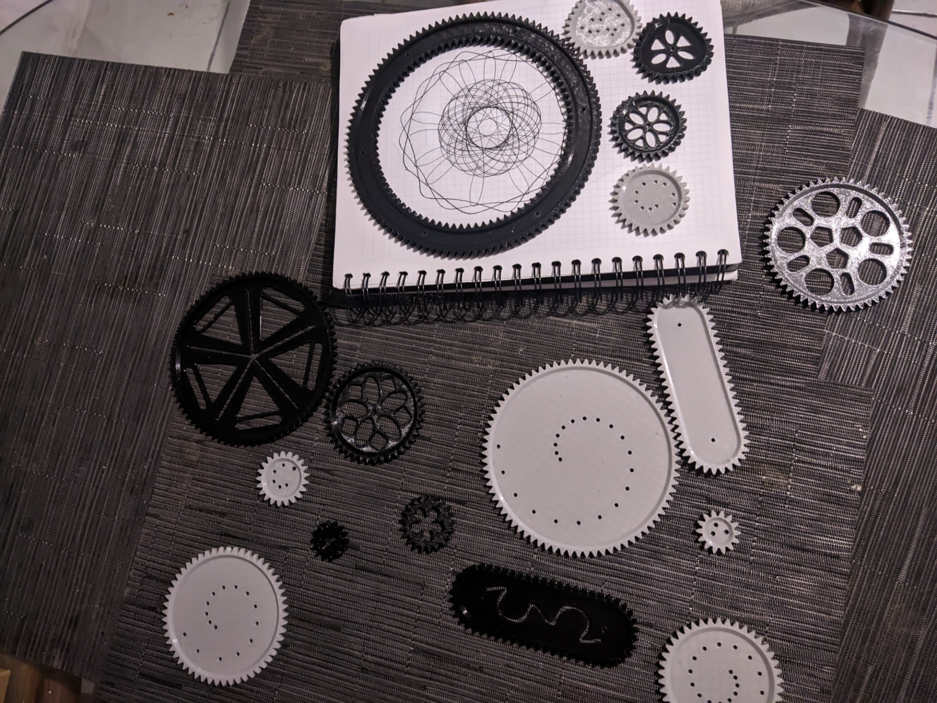 Spirograph With Complex Internal Shapes Remix