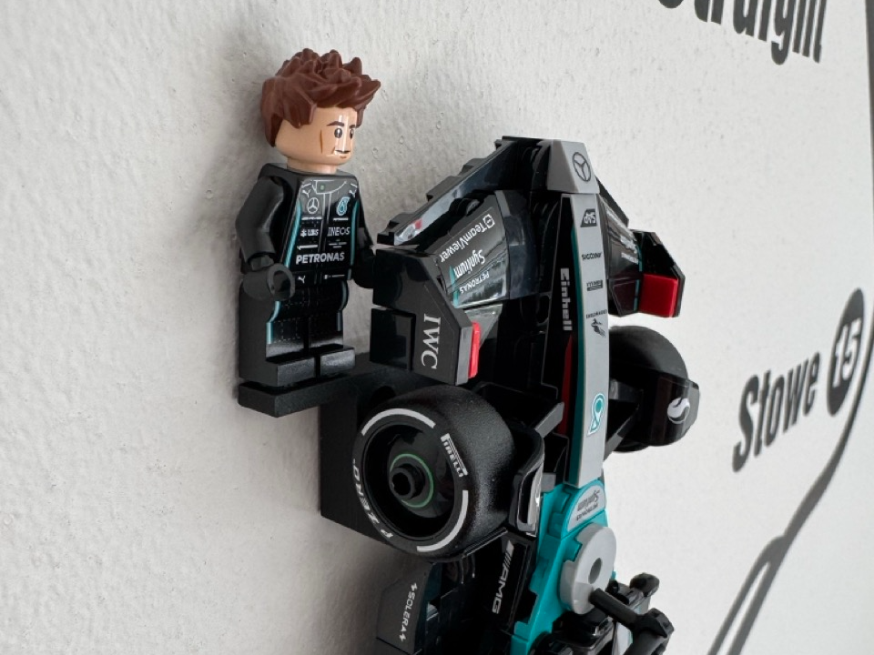 F1 Speed Champions Wall Mount