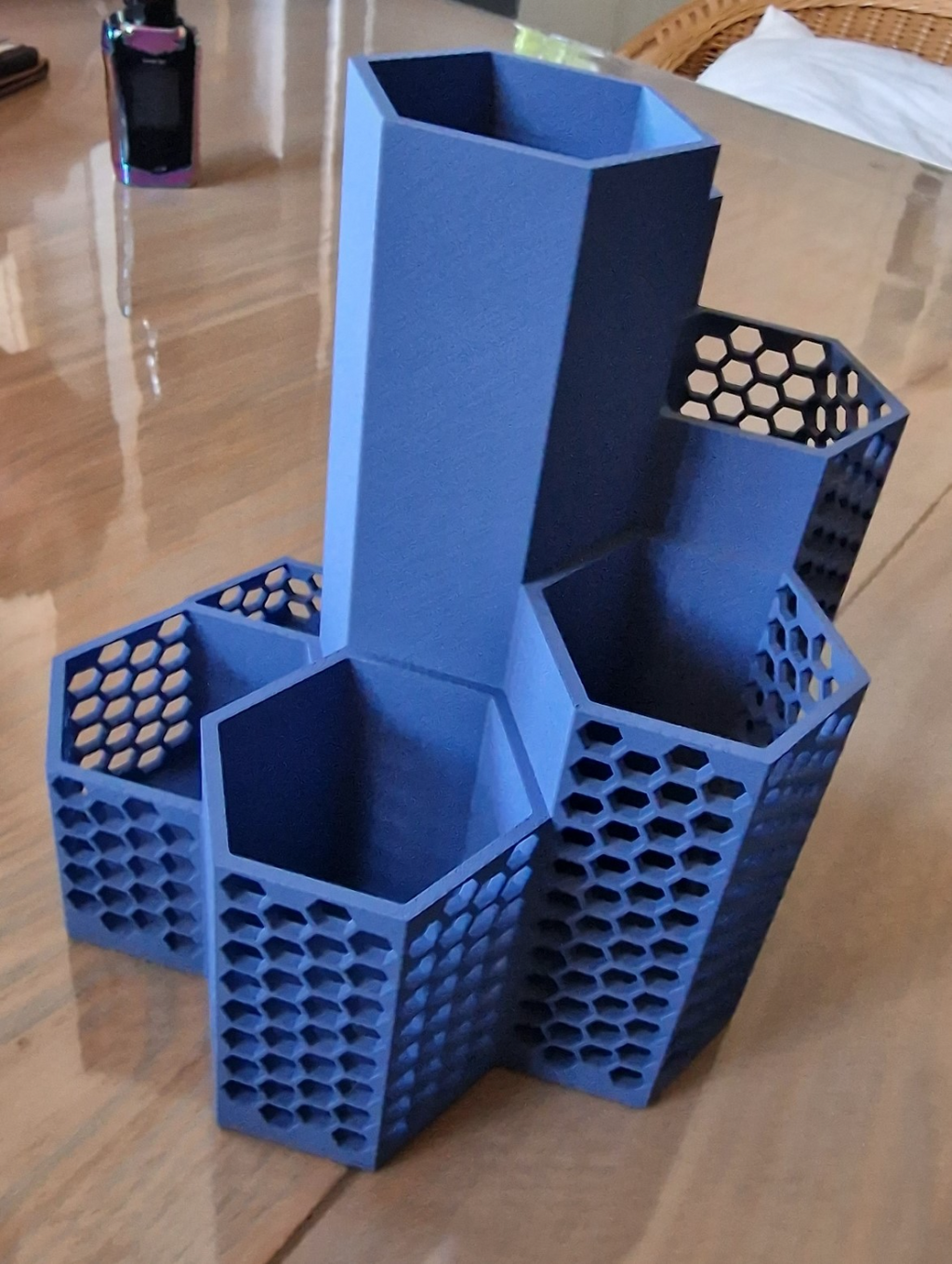 Pen holder by dirk