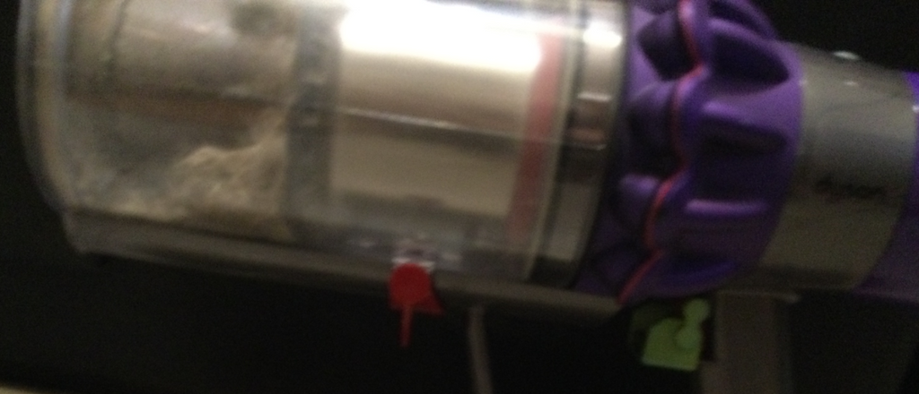 Dyson vacuum trigger latch.(with supports)