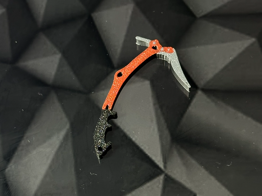 Red rebel keychain - Escape from tarkov