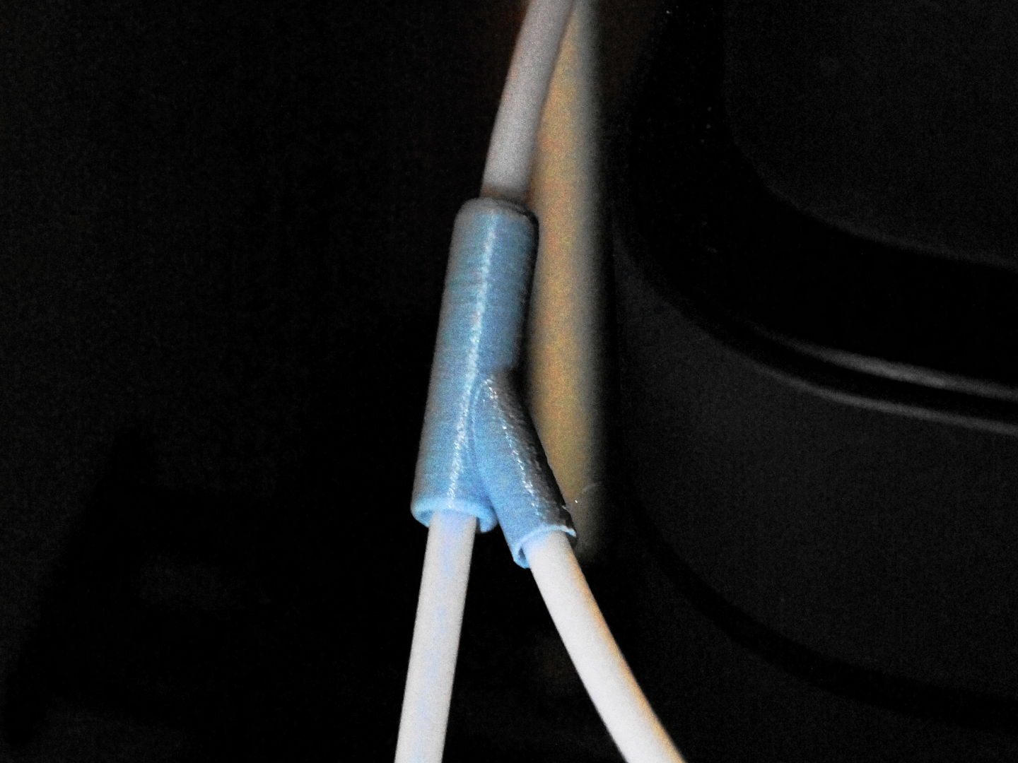 Straight AMS Y-Splitter