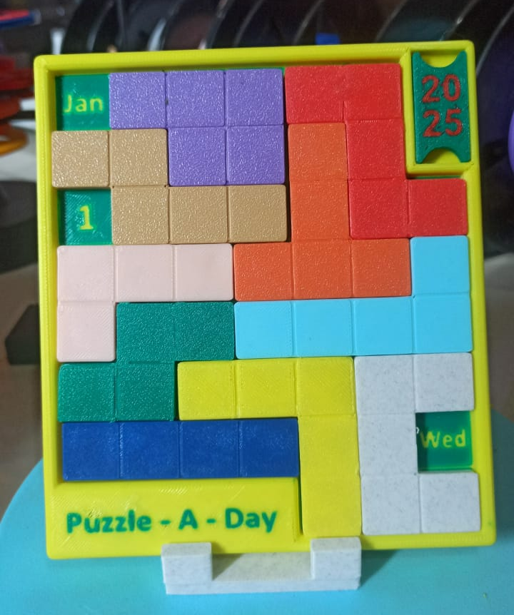 Stand for Puzzle-A-Day Calendar!