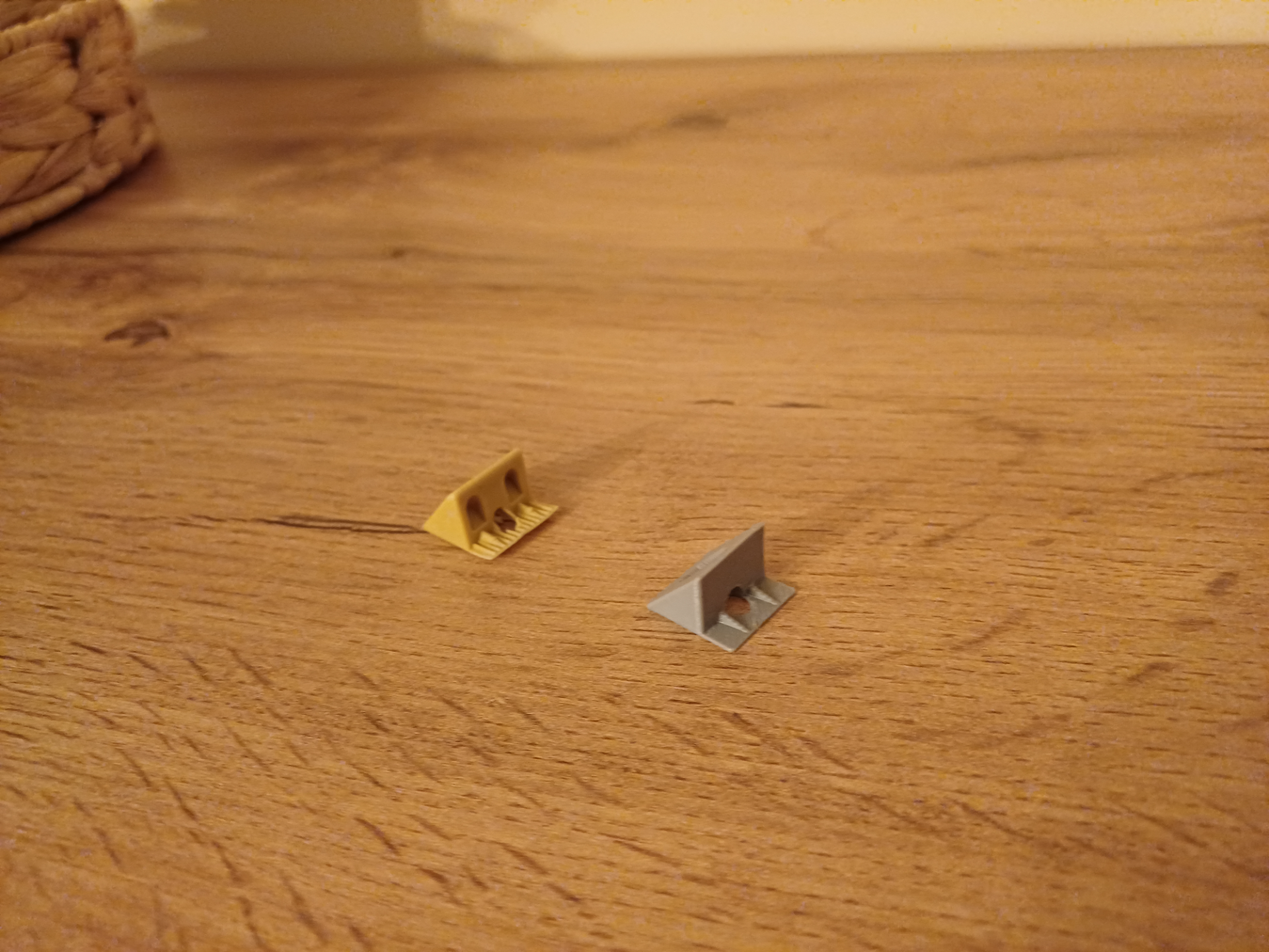 Back Panel Clamp