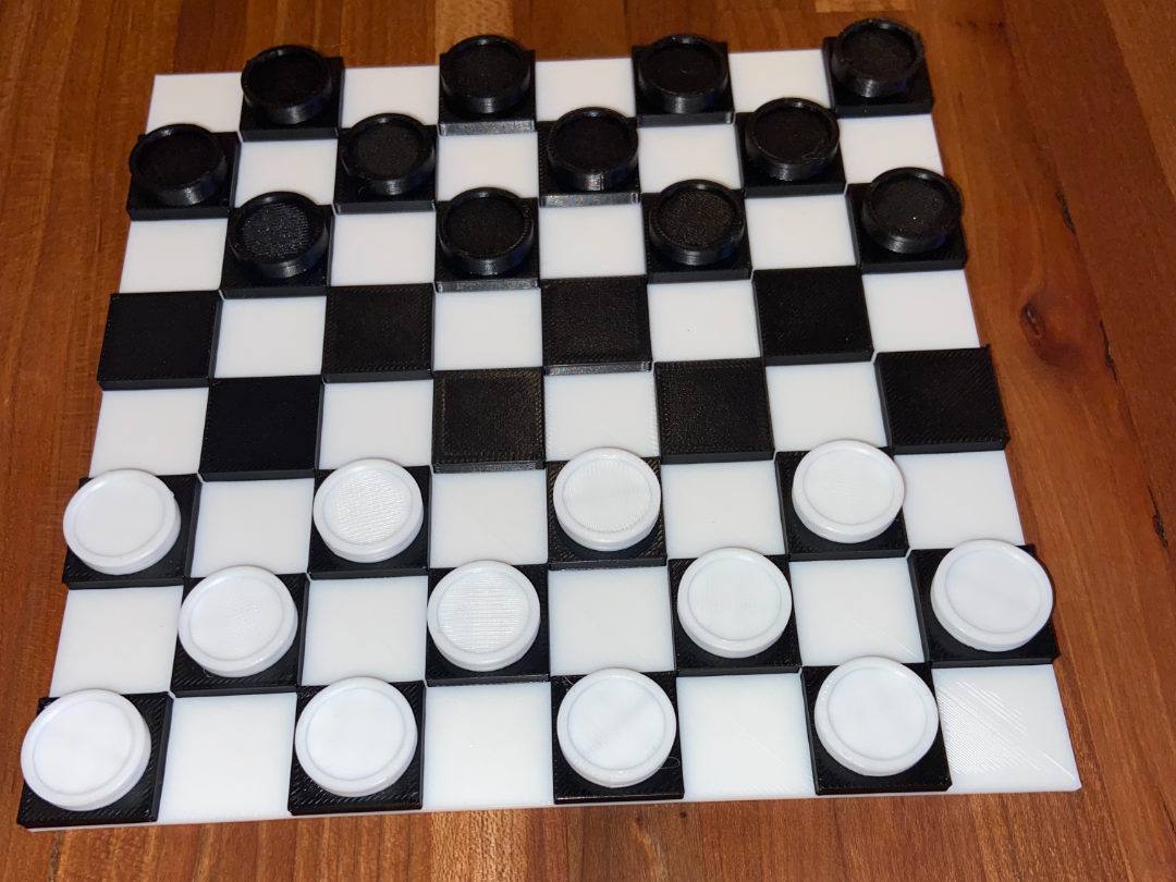 lifted checkers set