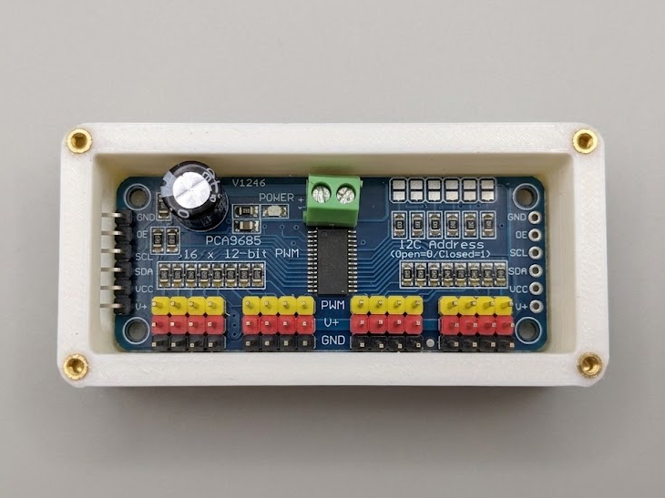 PCA9685 Case