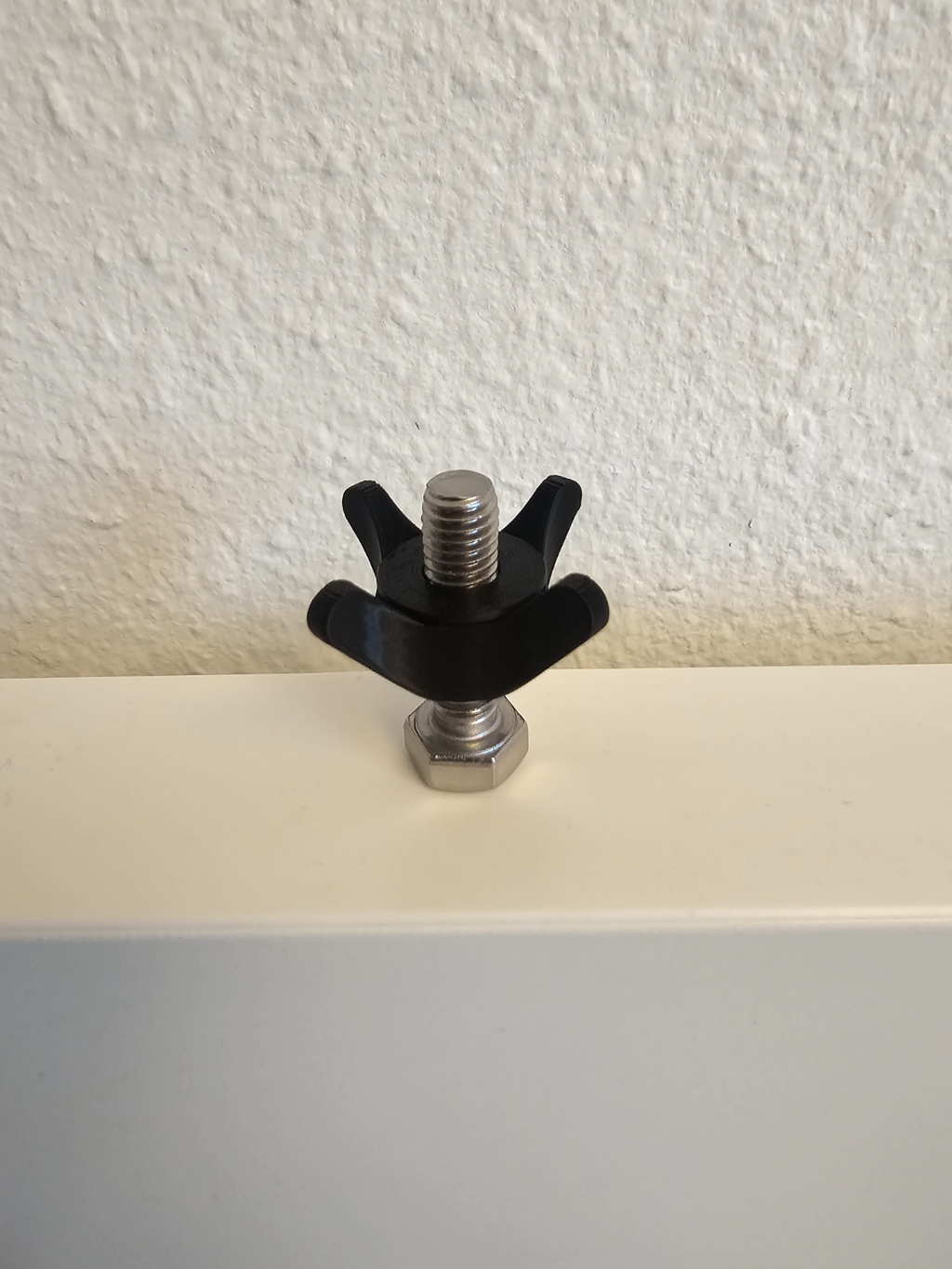 4 Wing screw nut M8