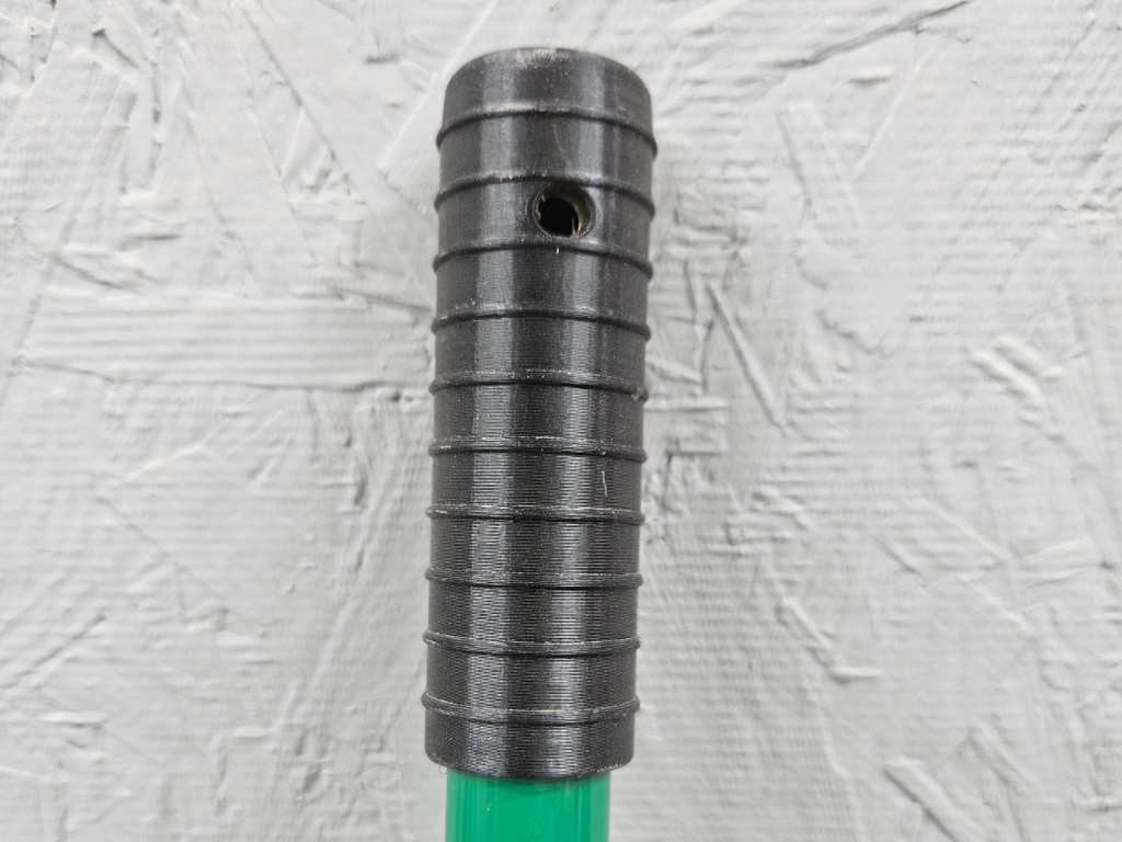 Broom Grip