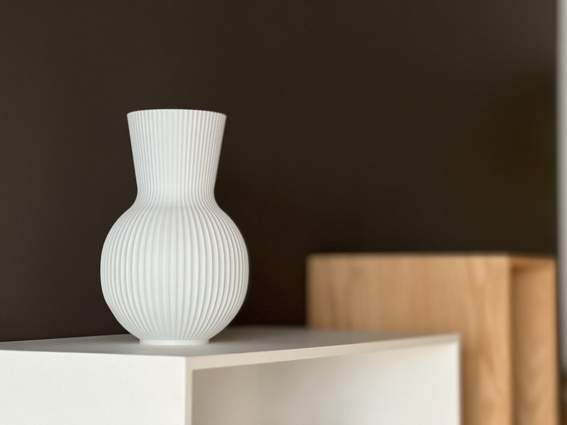 Koyal Vase
