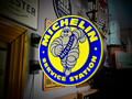 MICHELIN SERVICE - 2-Sided Gas Station Lightbox