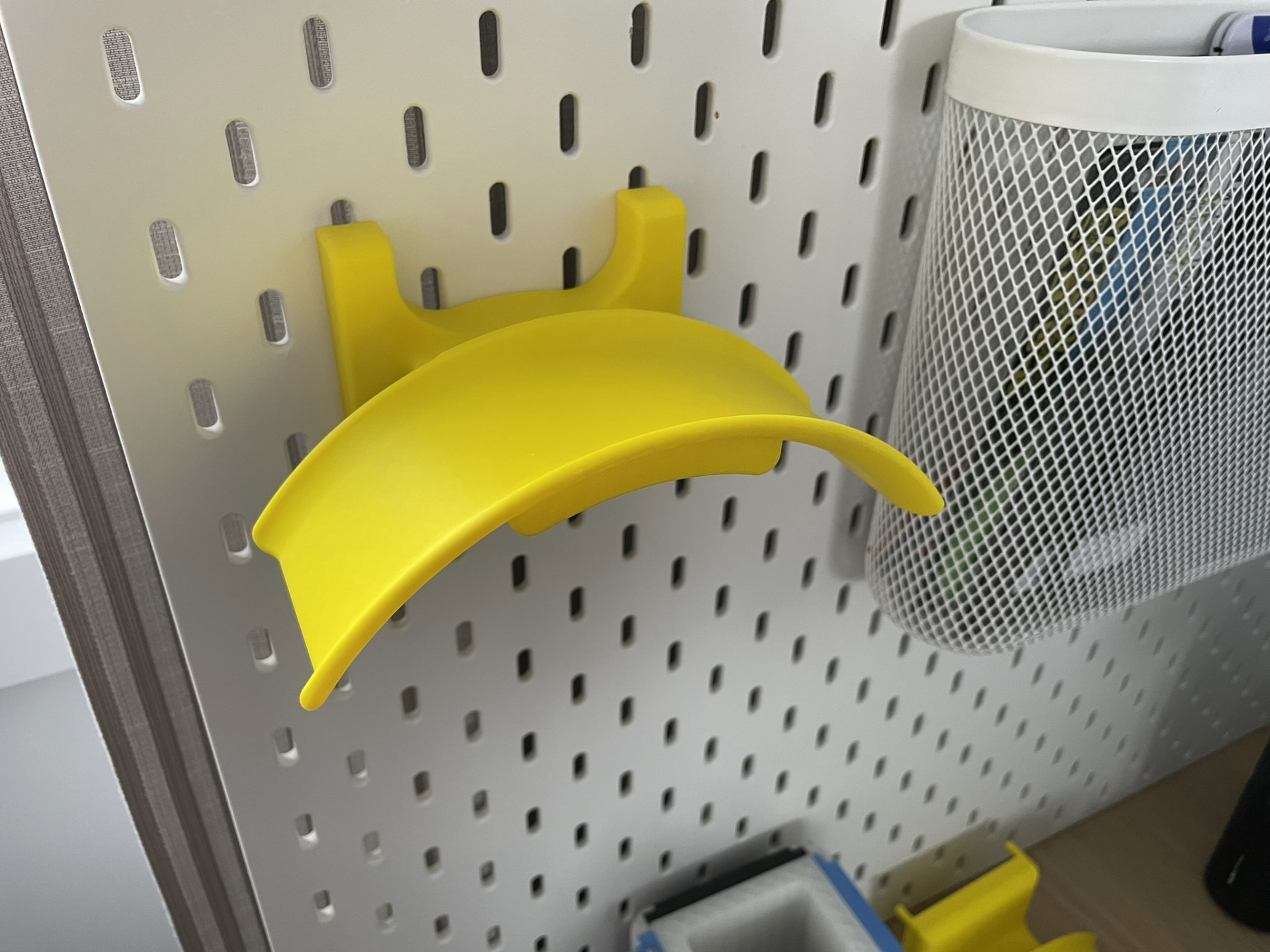 Skadis Headphone Holder