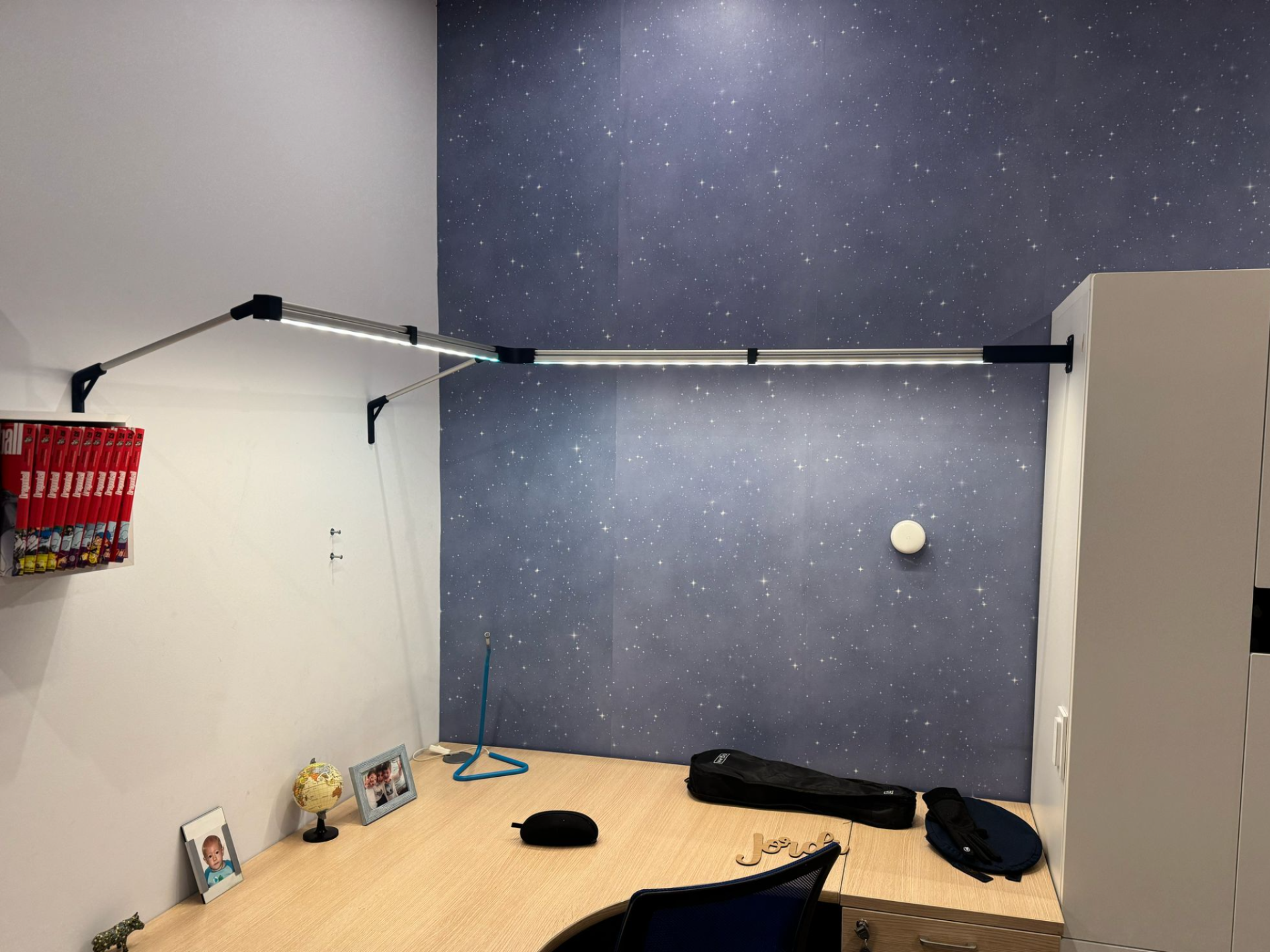 Desk Ceiling Light with Hue Led Strip