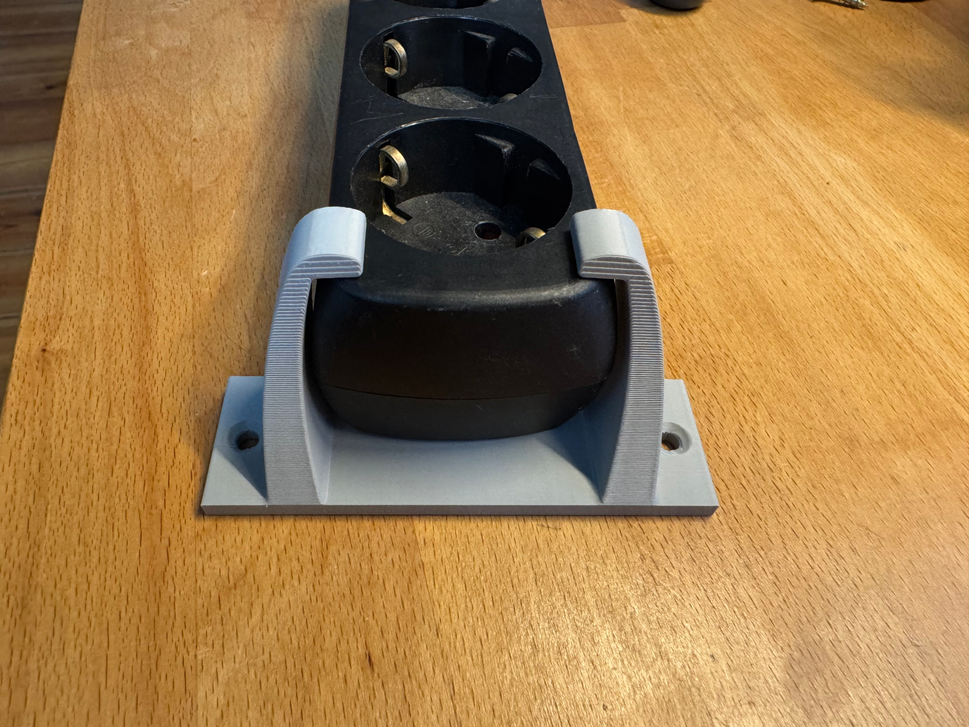 Customizable Mount for Powerstrip and other Things