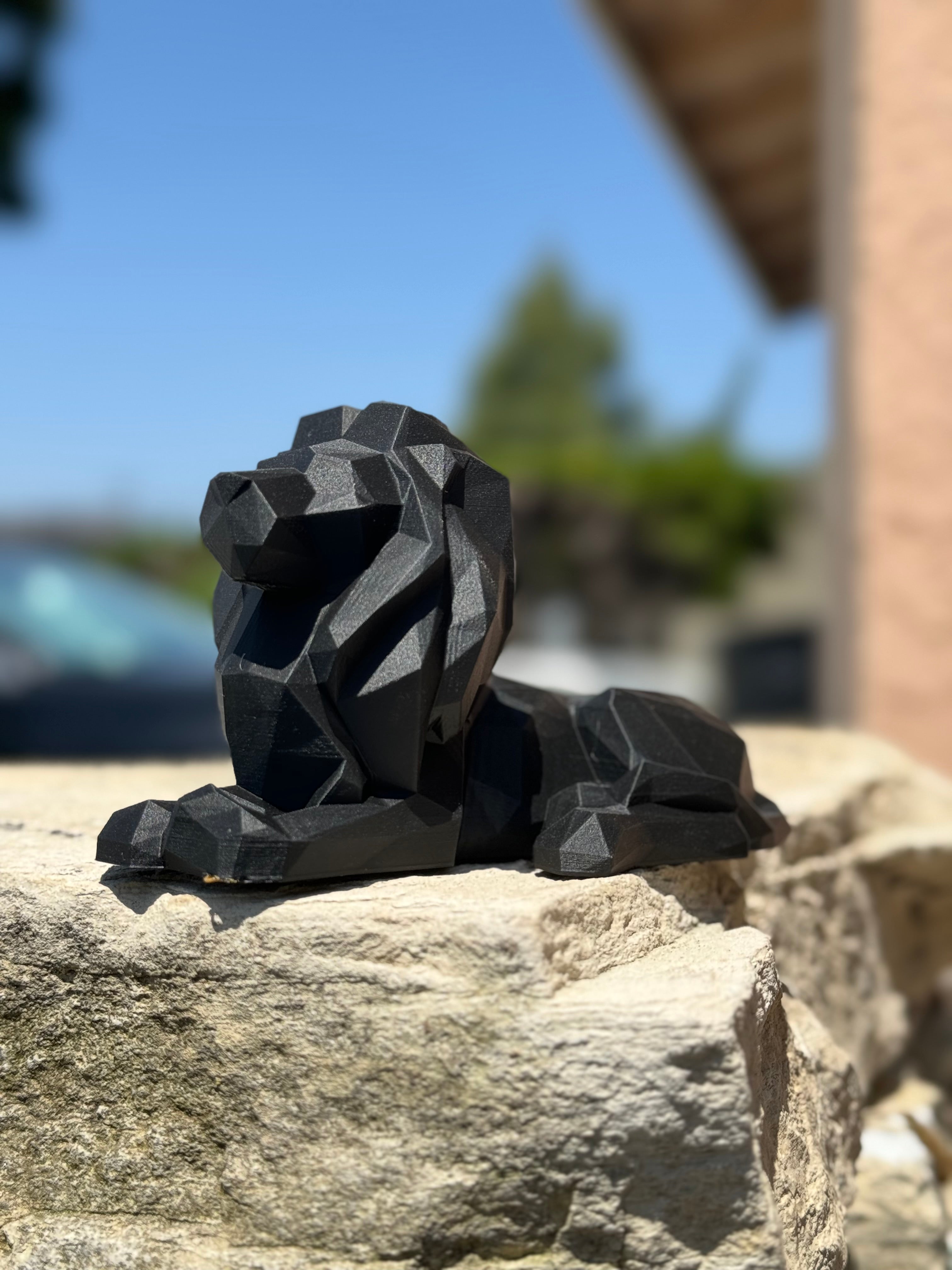 Low-Poly Lion