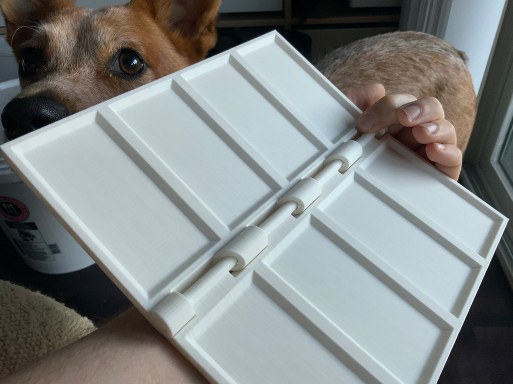 Folding watercolor mixing palette