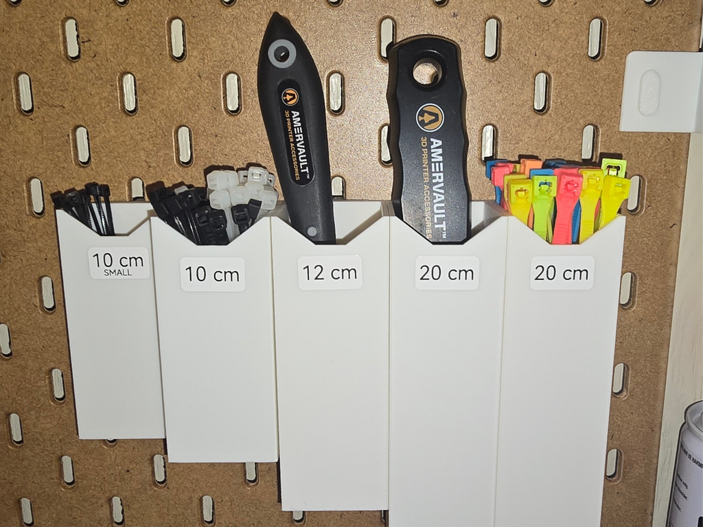 Parametric bins for Skadis