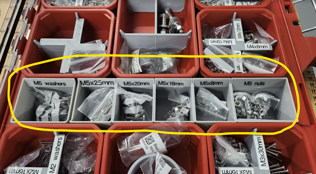 Packout low profile center bins, configurable