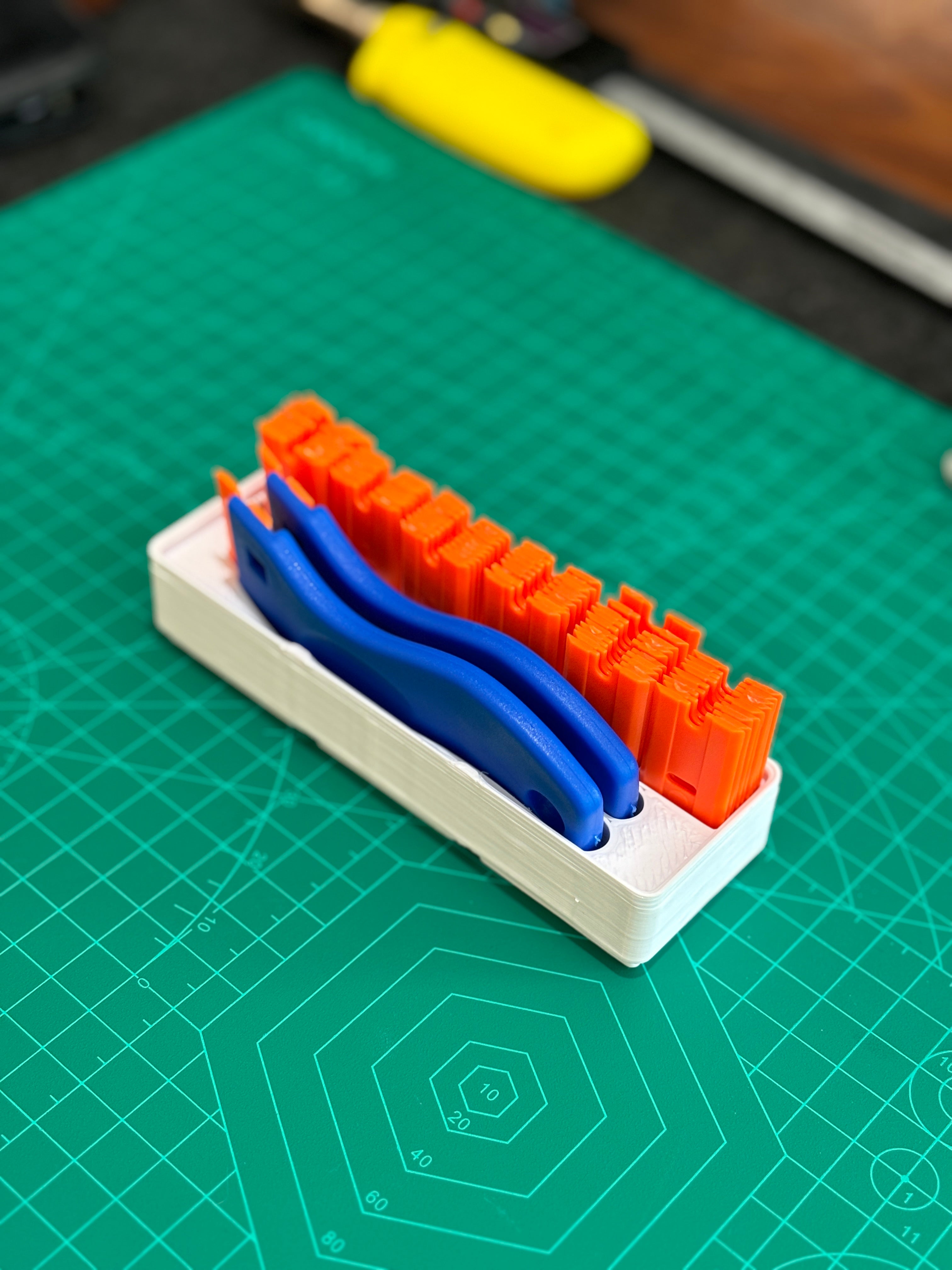 Dual Plastic Razor Scraper Holder - Gridfinity 3x1