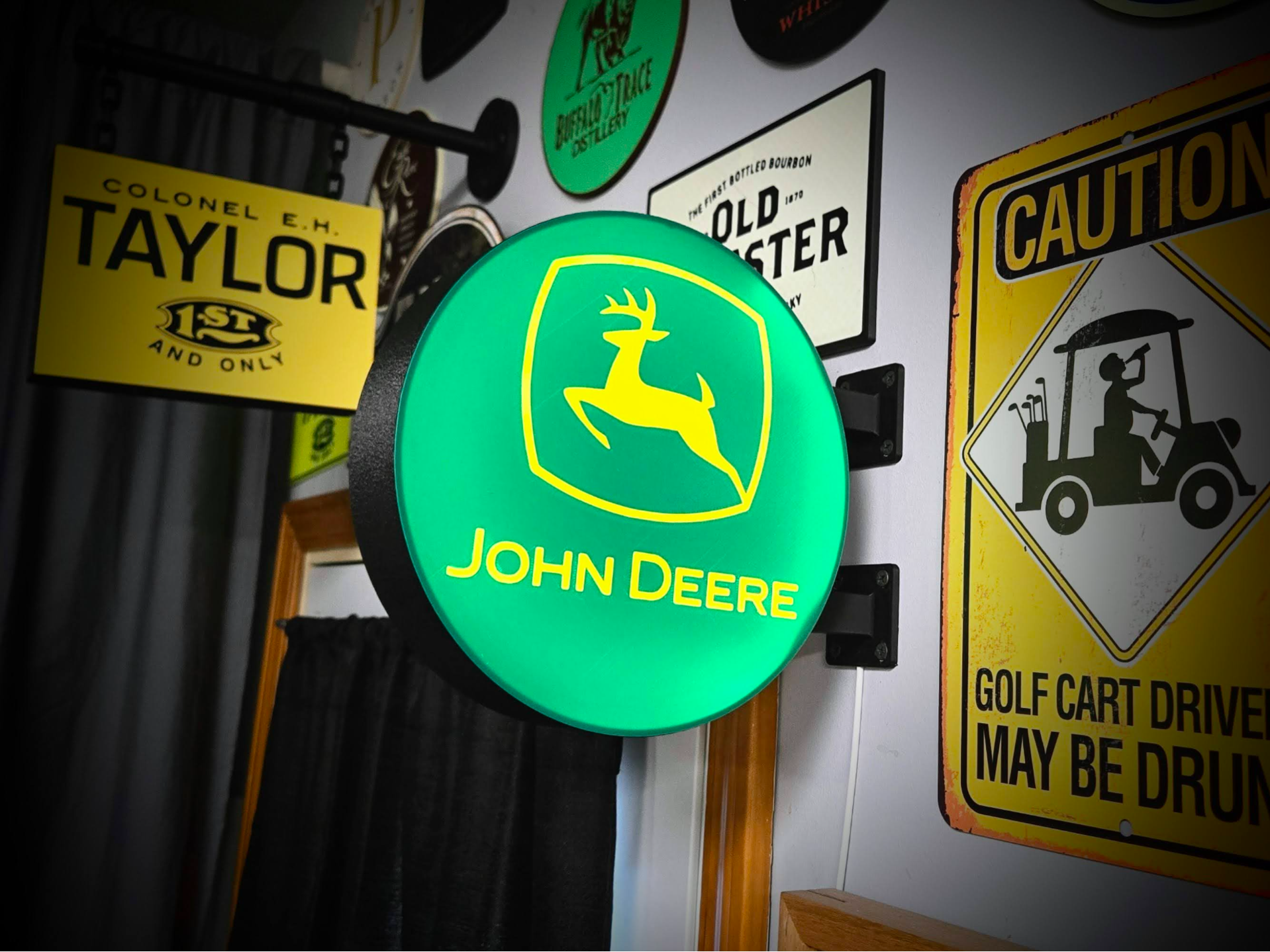 JOHN DEERE LOGO - 2-Sided Station Lightbox Sign