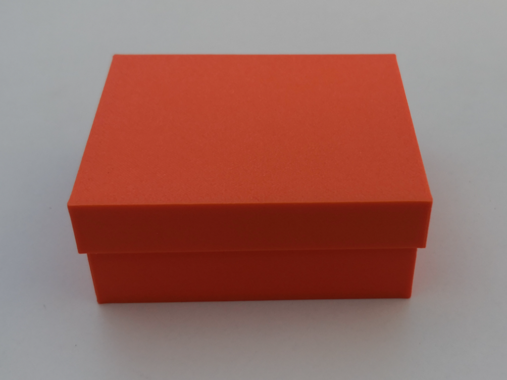small box with lid 62mm x 50mm x 23mm
