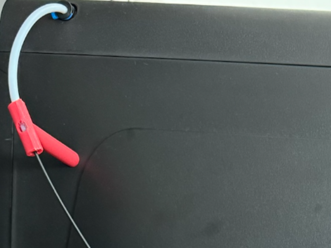 Qidi q1 pro filament guide (left inlet)