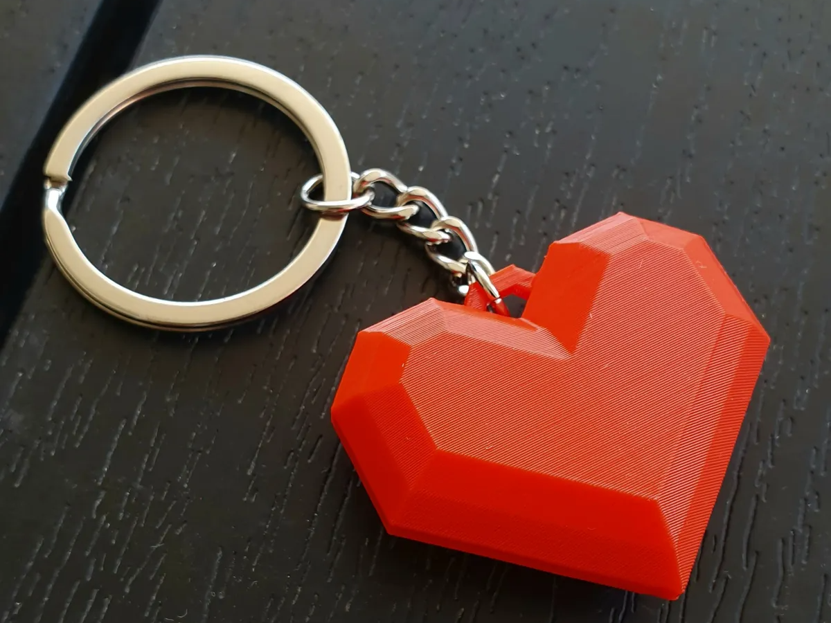 Low poly heart keychain