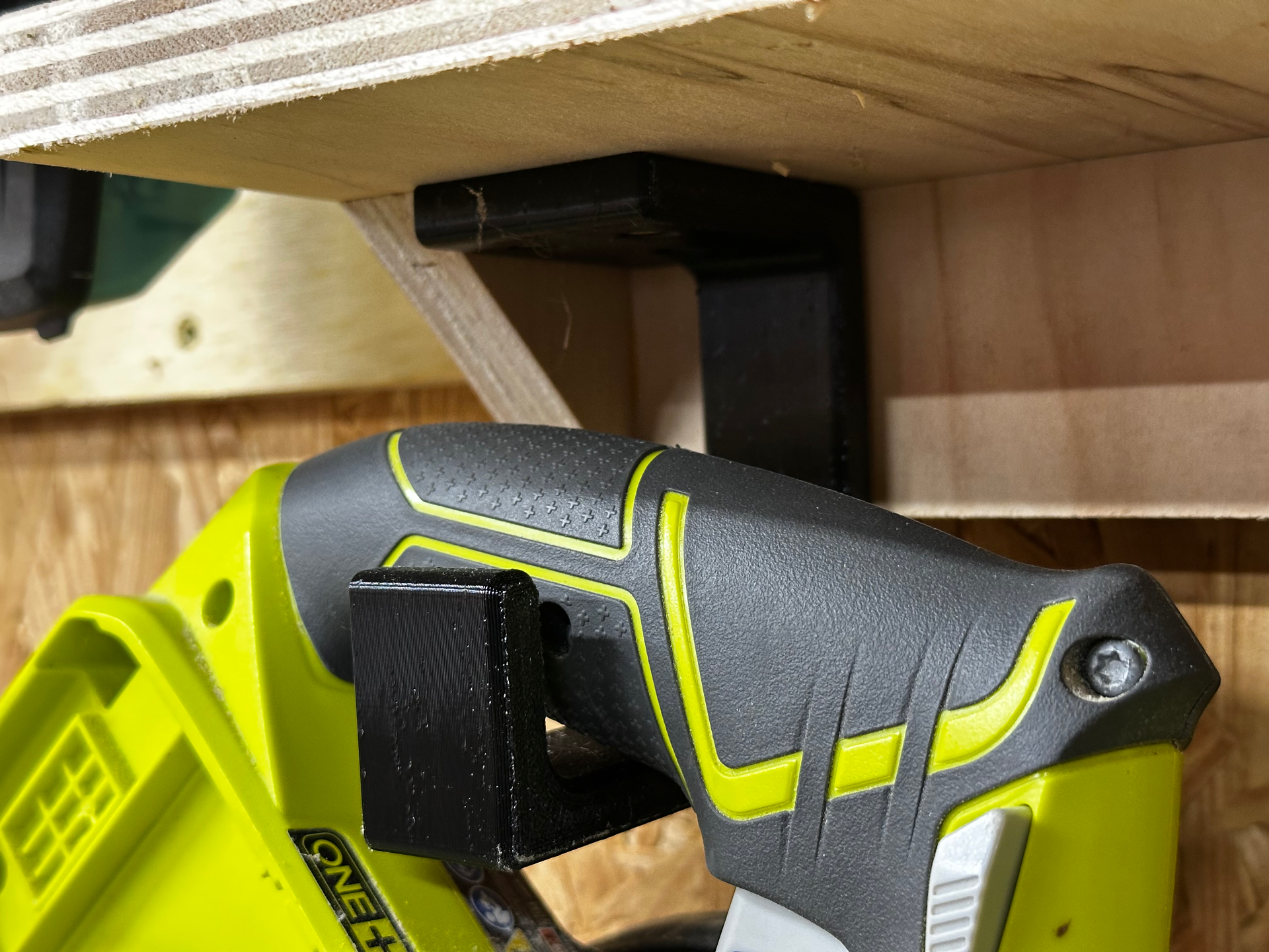 Undermount Hook