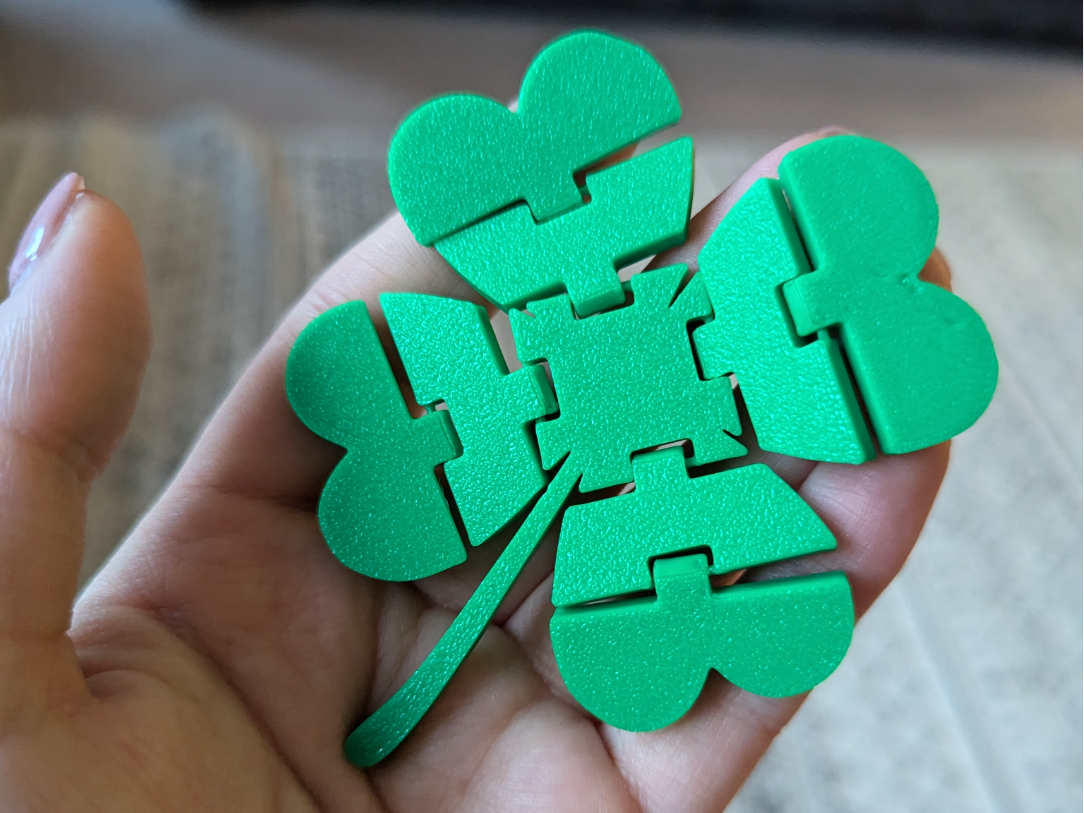 St Patricks Day Lucky 4 Leaf Clover Fidget Toy