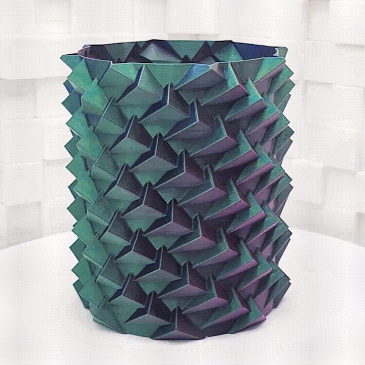 Dragon Tail Spiral Vase