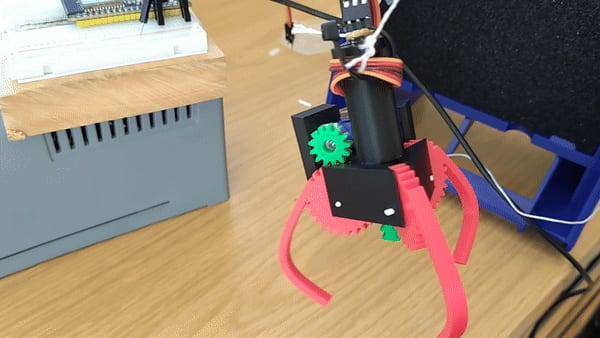 mini claw-machine claw, servo operated