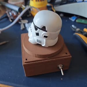 cube 7cm rotating display