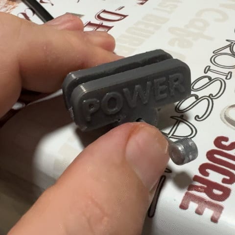Qidi Q1 Pro front power button