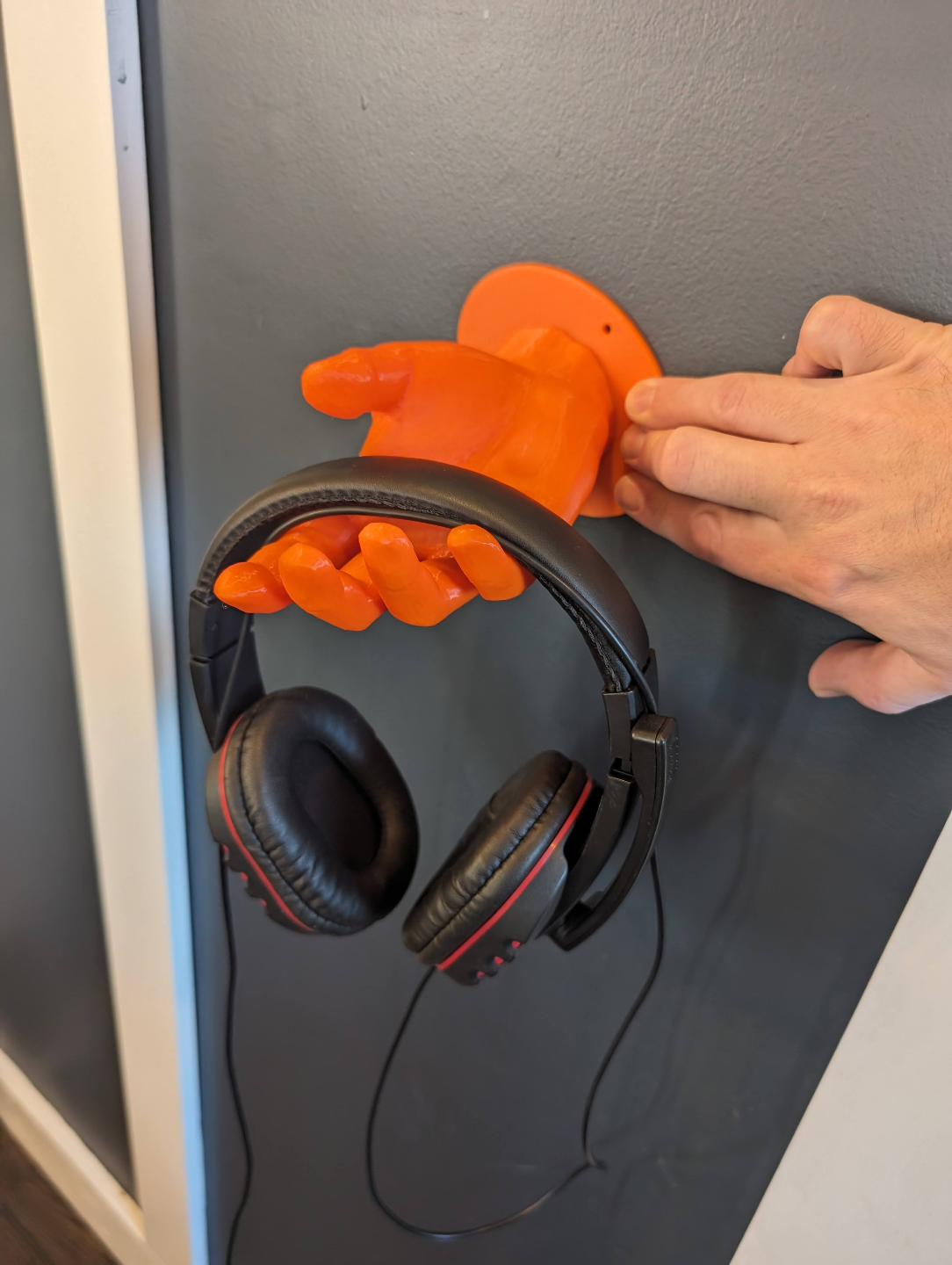 Wall Mountable Headphone Stand