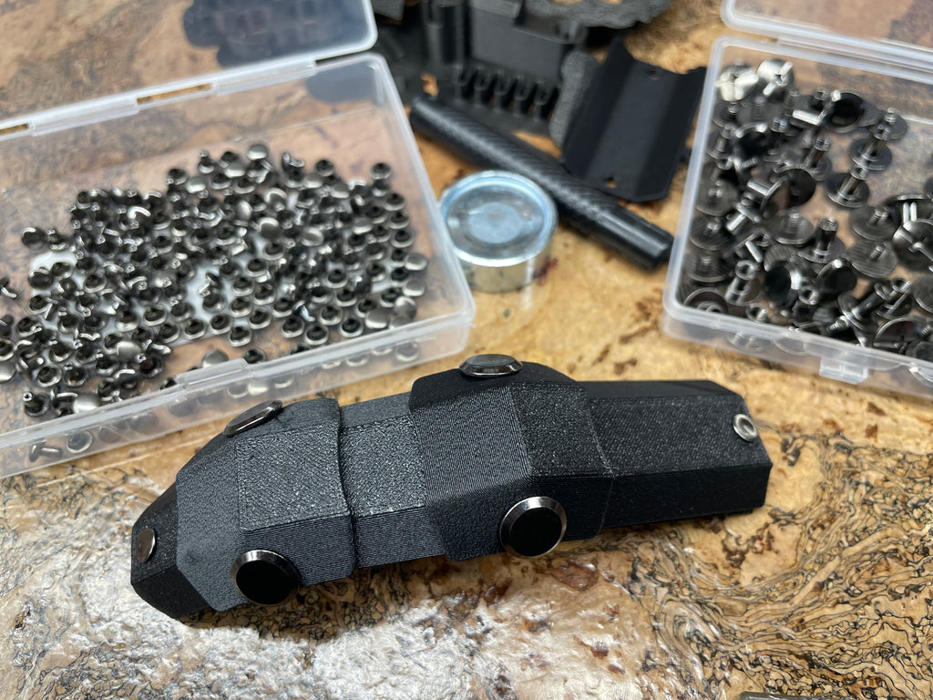 Spiked Gauntlet v2