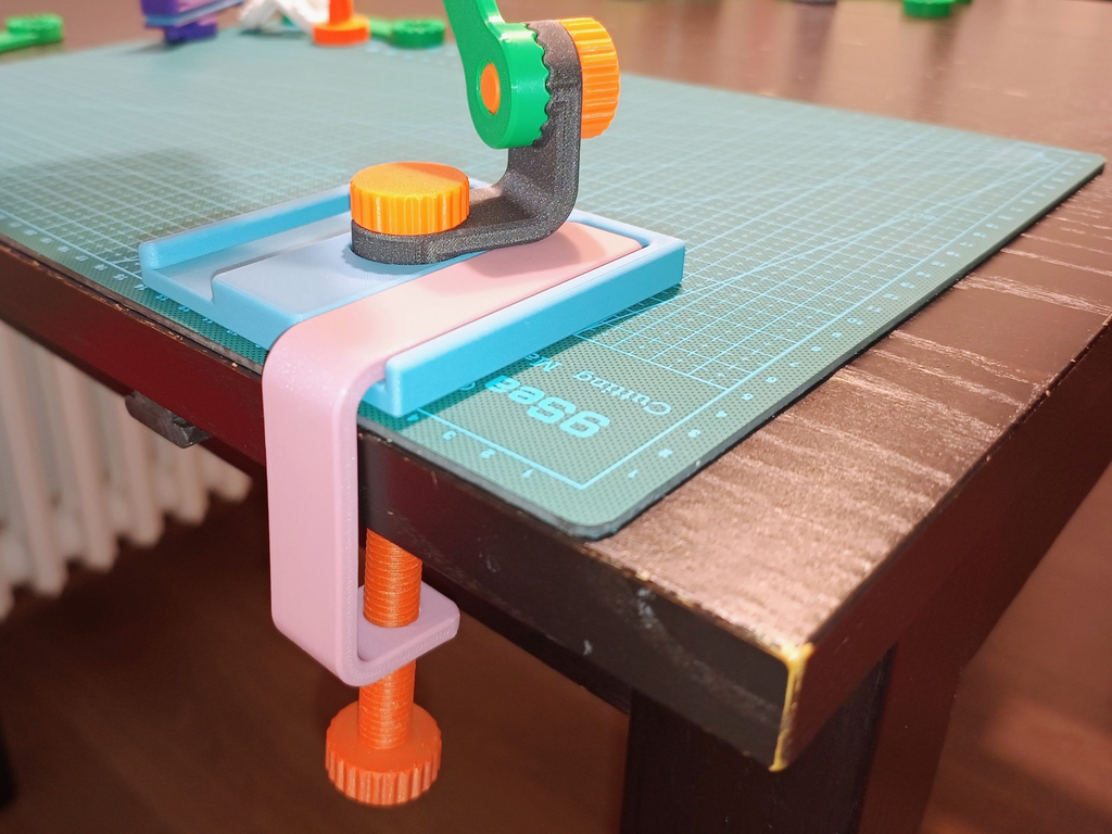 Multifunctional Arm (Phone holder)