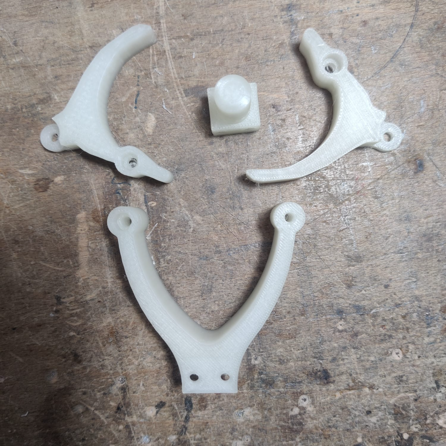 Safety rod rest compatible FOX