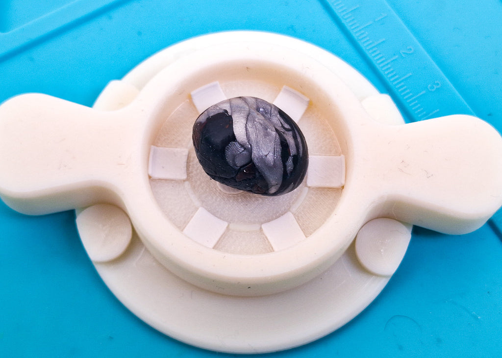 Poker Chip Mold from Poop-One mold for all values