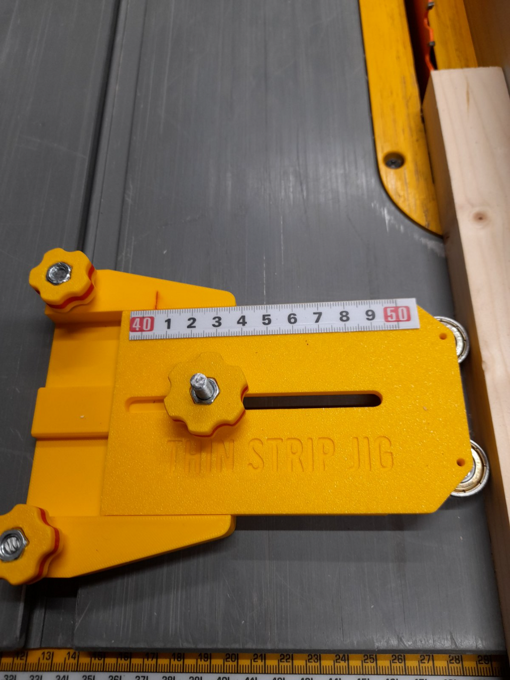 Thin Rip Table Saw Jig Dewalt