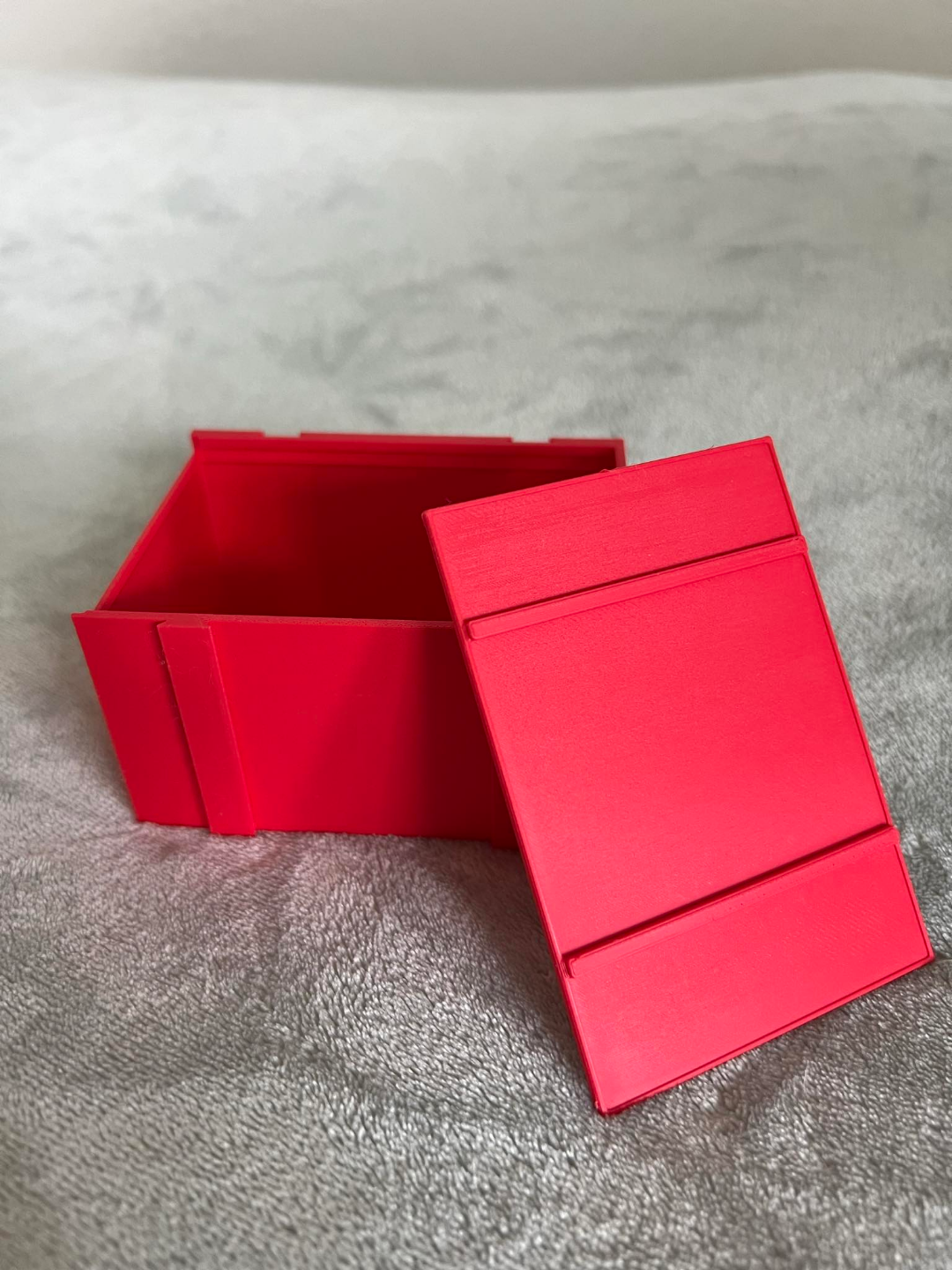 Interconnecting Modular Box with sliding Lid