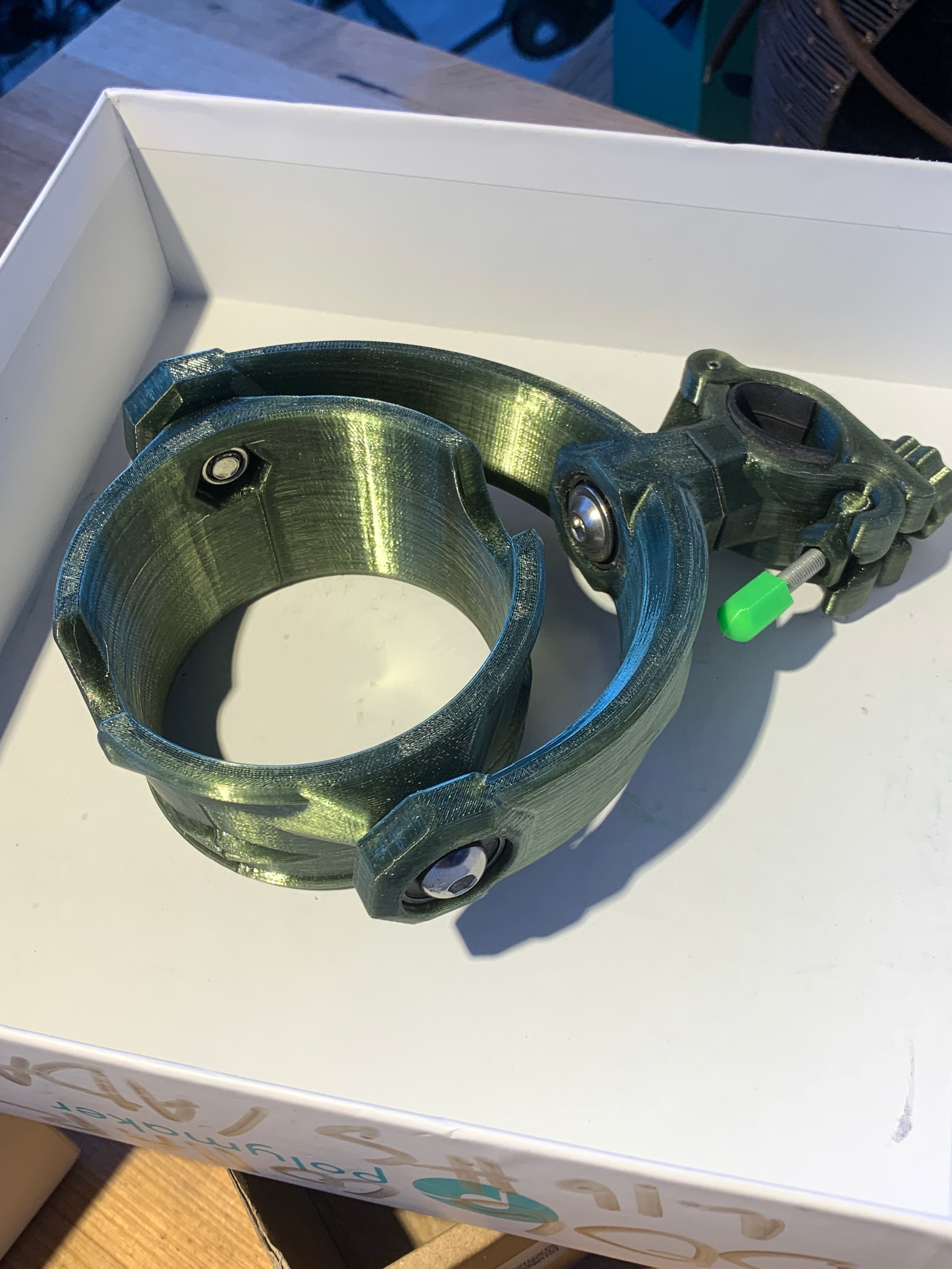 Gimbal Taper Cup Holder