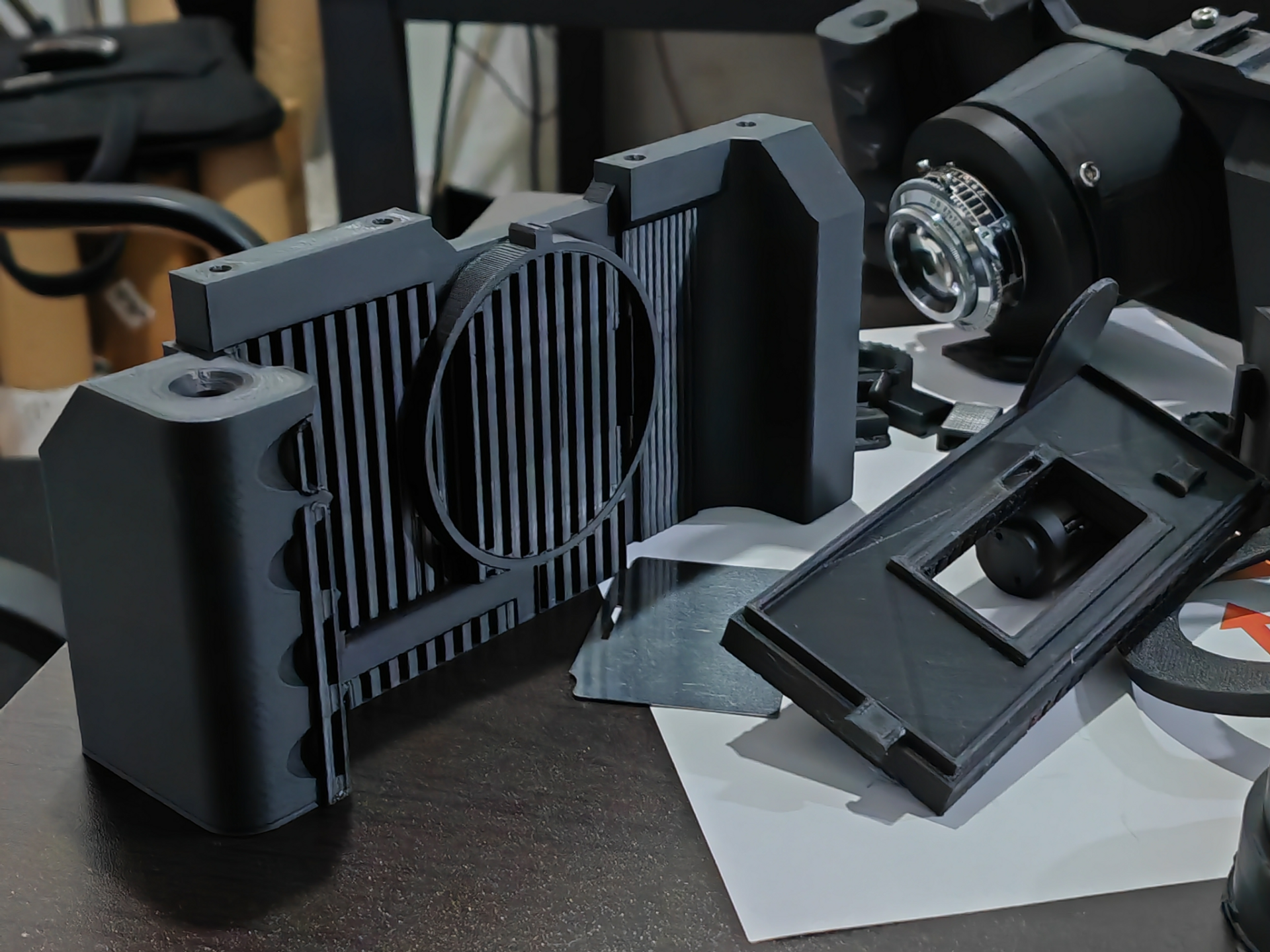 3D打印135宽幅胶卷相机Falcon P-35项目 哈苏xpan