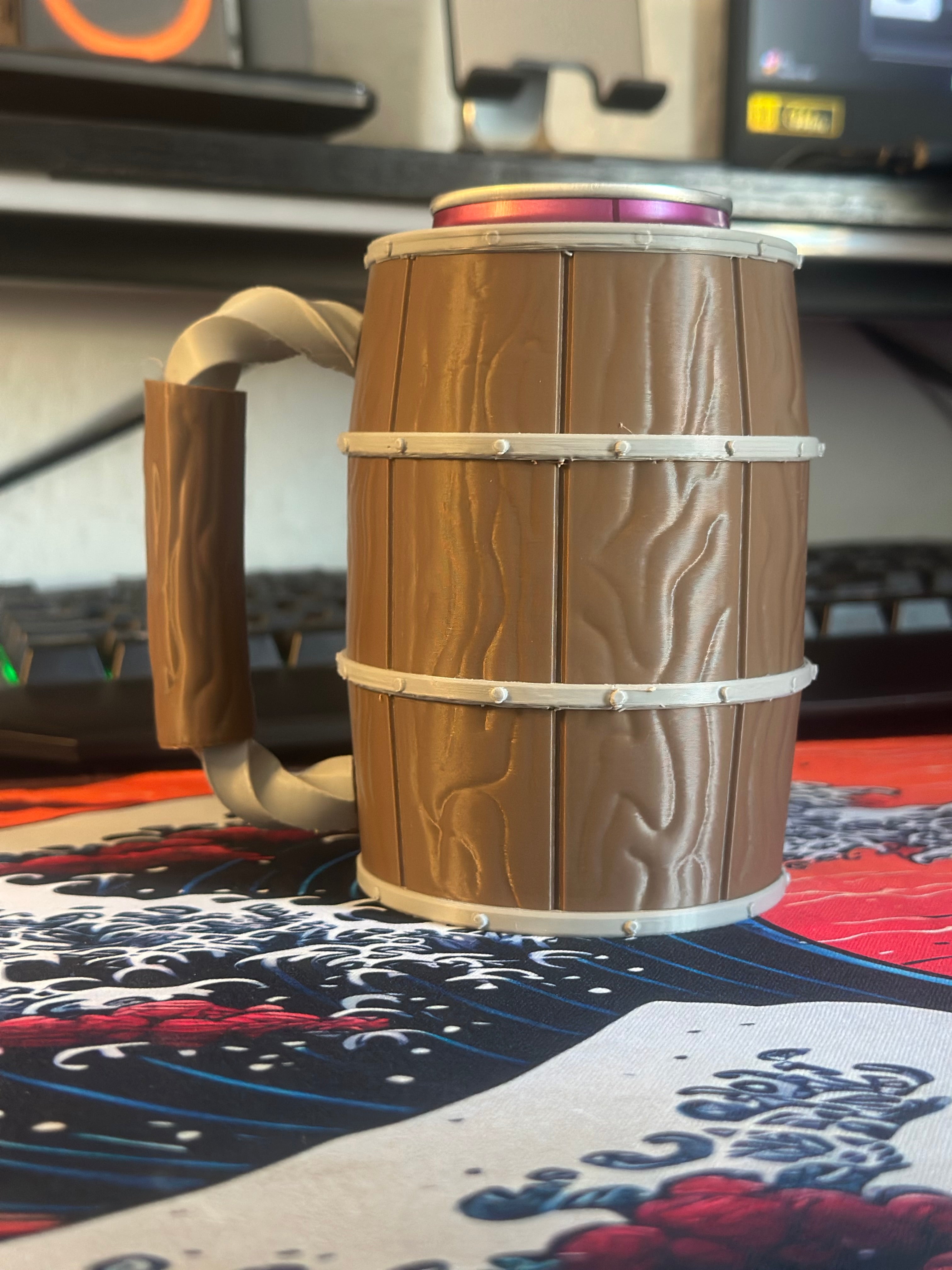 Handled Barrel Can Coozie with Texture - 330ml