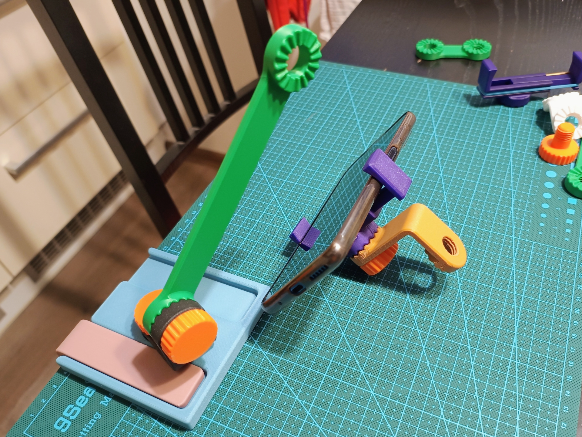 Multifunctional Arm (Phone holder)