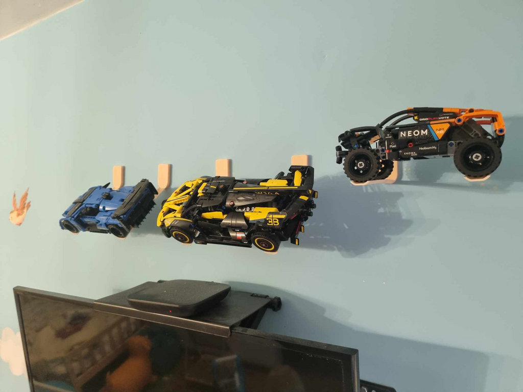 BRICKS LEGOS CAR WALL MOUNT